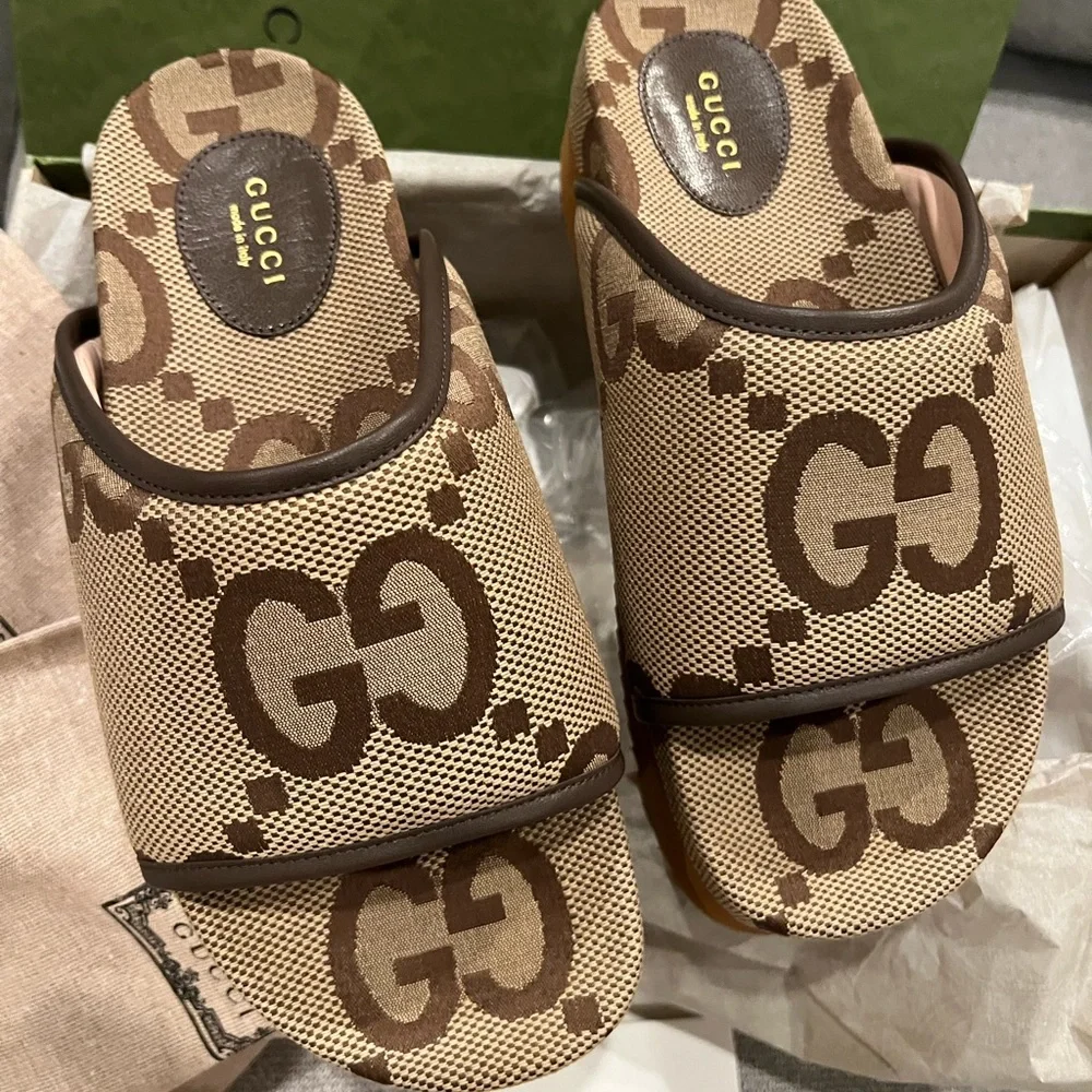 SOLD -NEW Gucci jumbo GG logo Angelina platform slides - Picture 5 of 14